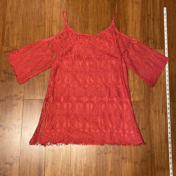 Buckle shirt. - Picture 2 of 2